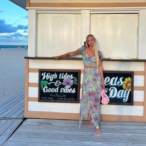 Alice and Olivia Set